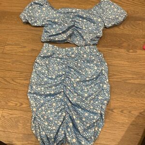 Two piece blue outfit for girls size 10y